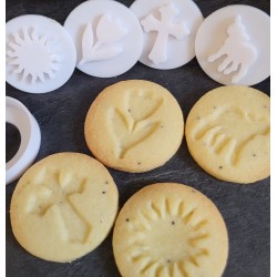 Minis emporte-pièces 3D pour des sablés religieux de Paques